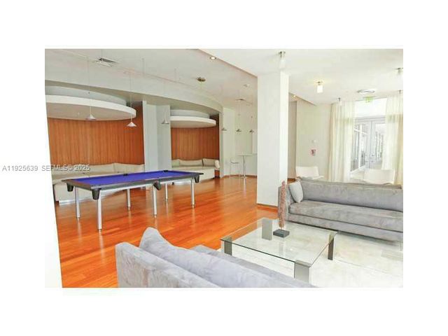 10275 Collins Ave 514, Bal Harbour, FL 33154