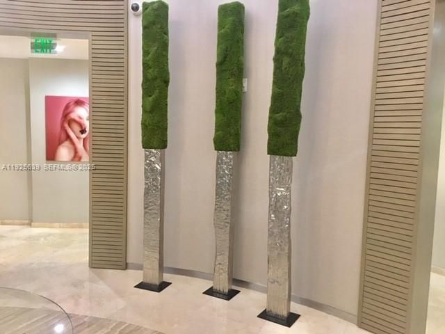 10275 Collins Ave 514, Bal Harbour, FL 33154