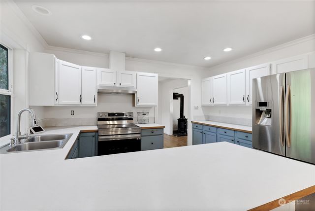 22222 Bluewater Drive SE, Yelm, WA 98597