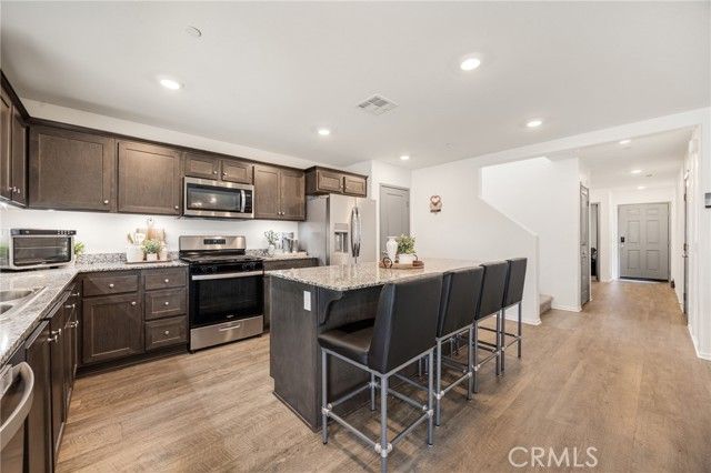 872 Canopy, San Jacinto, CA 92583