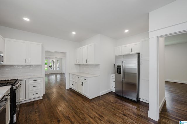 616 10TH COURT S, Birmingham, AL 35205