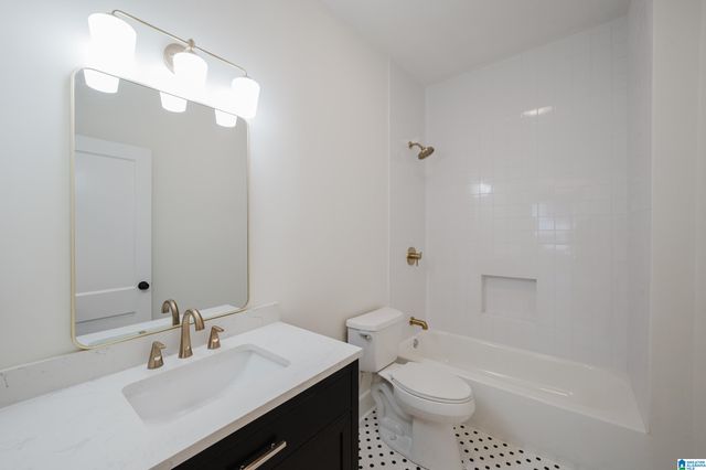 616 10TH COURT S, Birmingham, AL 35205