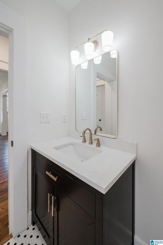 616 10TH COURT S, Birmingham, AL 35205