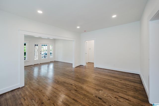 616 10TH COURT S, Birmingham, AL 35205