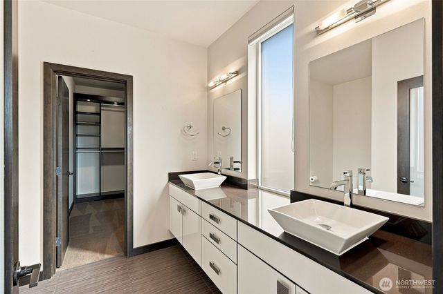 4126 Cascadia Avenue S, Seattle, WA 98118