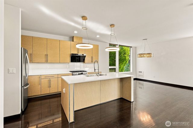 4126 Cascadia Avenue S, Seattle, WA 98118