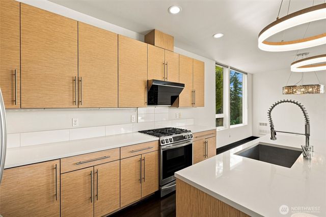 4126 Cascadia Avenue S, Seattle, WA 98118