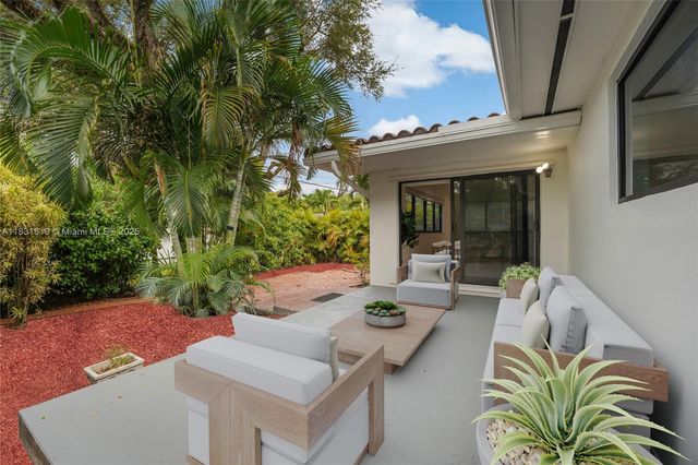 432 Sevilla Ave, Coral Gables, FL 33134