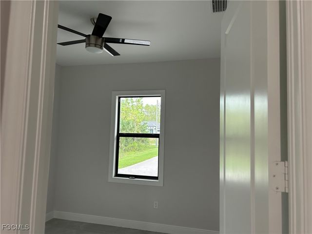 4782 8th AVE SE, Naples, FL 34117