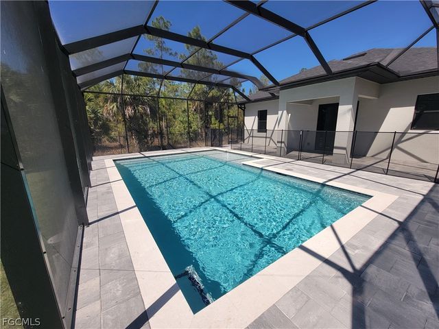 4782 8th AVE SE, Naples, FL 34117