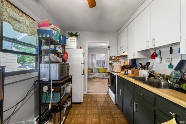 110 Parker Avenue, Kendallville, IN 46755