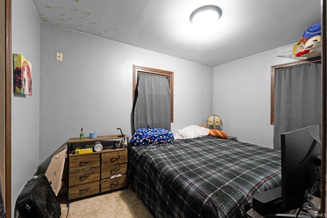 110 Parker Avenue, Kendallville, IN 46755