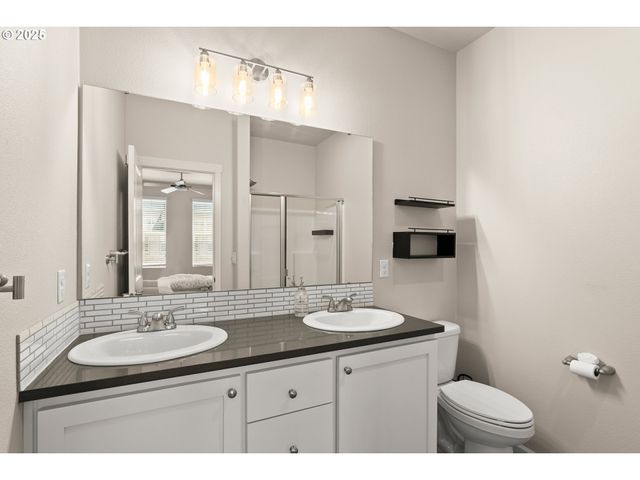 11469 Sw MONT BLANC St, Wilsonville, OR 97070