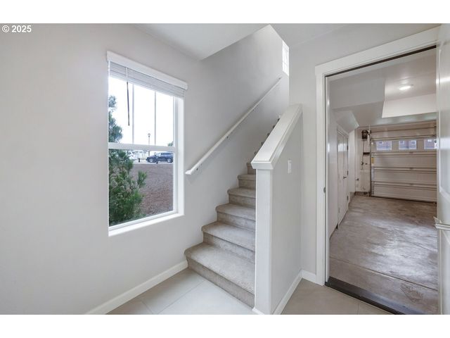 11469 Sw MONT BLANC St, Wilsonville, OR 97070