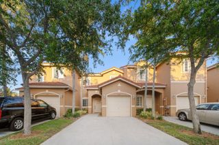 21459 SW 86th Pl, Cutler Bay, FL 33189