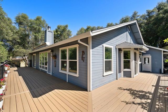 2290 Rising Hill Rd, Placerville, CA 95667