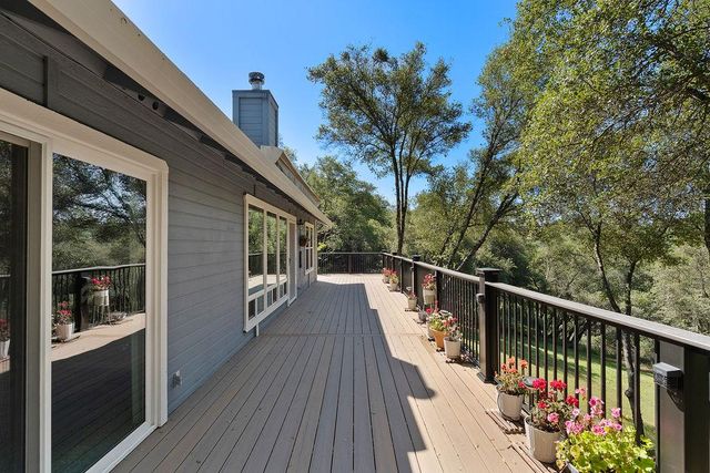 2290 Rising Hill Rd, Placerville, CA 95667