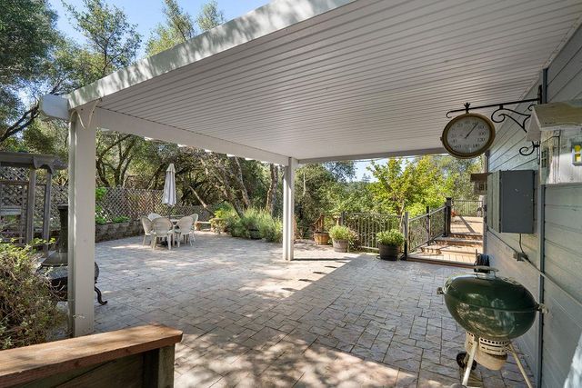 2290 Rising Hill Rd, Placerville, CA 95667
