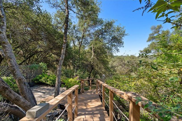 2290 Rising Hill Rd, Placerville, CA 95667