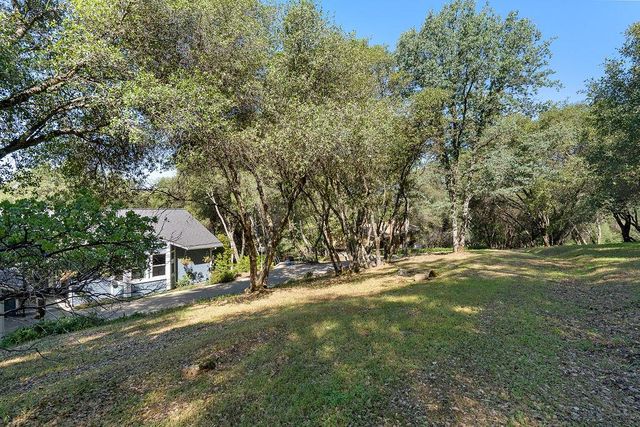 2290 Rising Hill Rd, Placerville, CA 95667