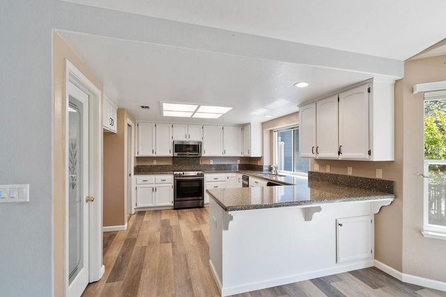 2290 Rising Hill Rd, Placerville, CA 95667