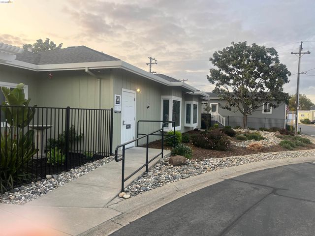 64 Oneida, Oakley, CA 94581