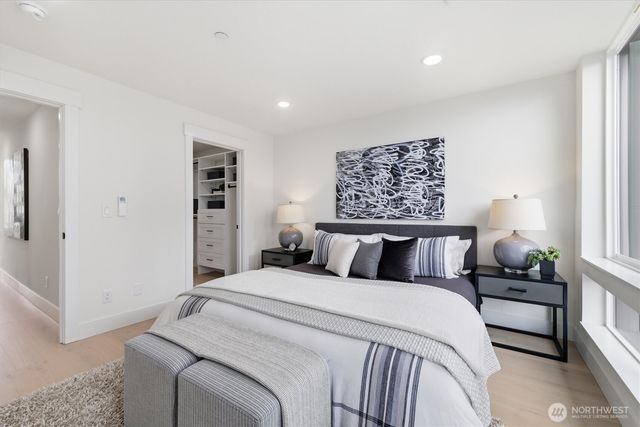 2009 Minor Avenue E, Seattle, WA 98102