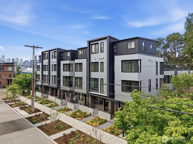 2009 Minor Avenue E, Seattle, WA 98102