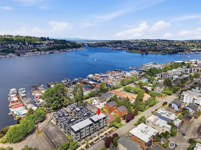 2009 Minor Avenue E, Seattle, WA 98102