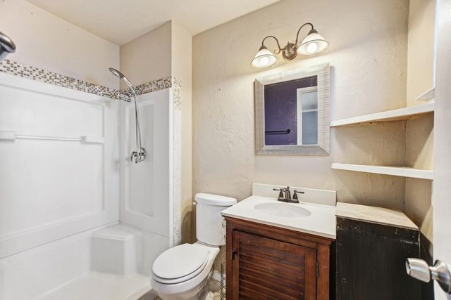 8227 Longden Cir, Citrus Heights, CA 95610