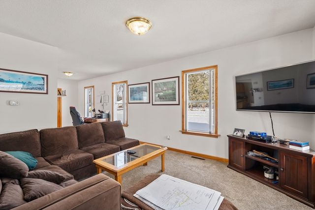 91 Squawfield Road, Westfield, MA 01085