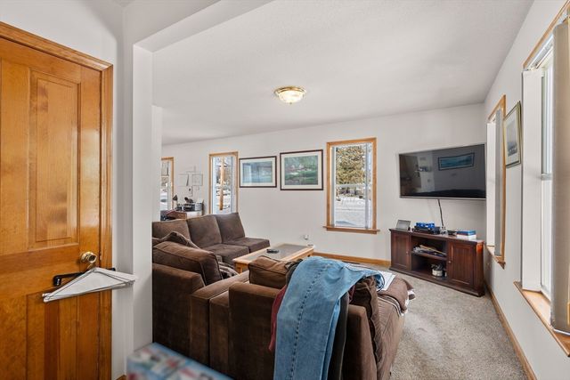 91 Squawfield Road, Westfield, MA 01085