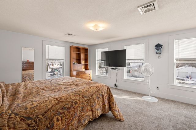 91 Squawfield Road, Westfield, MA 01085