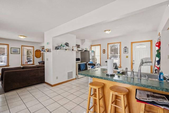 91 Squawfield Road, Westfield, MA 01085