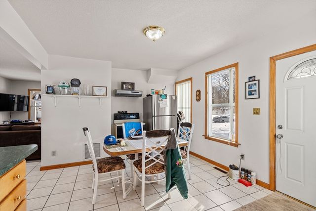 91 Squawfield Road, Westfield, MA 01085