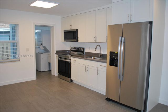 3641 NE 1st Terrace 3641, Oakland Park, FL 33334