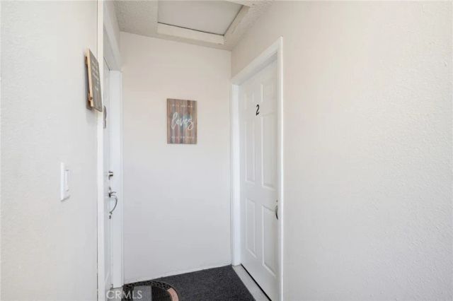 5228 Auckland 2, North Hollywood, CA 91601