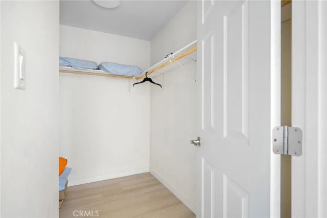 5228 Auckland 2, North Hollywood, CA 91601
