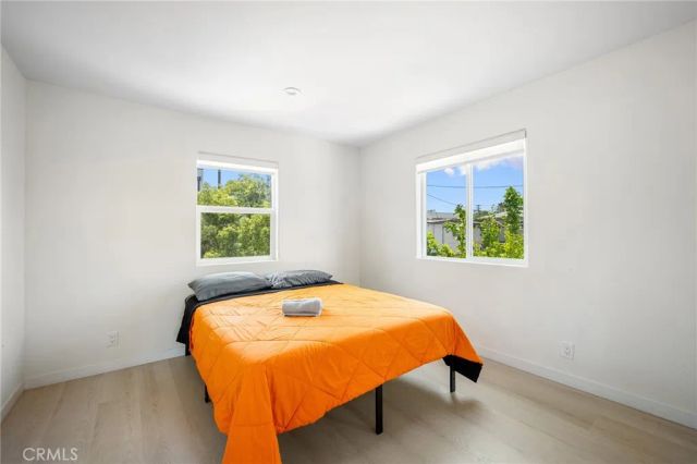 5228 Auckland 2, North Hollywood, CA 91601