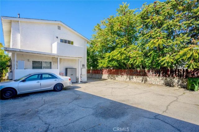 5228 Auckland 2, North Hollywood, CA 91601