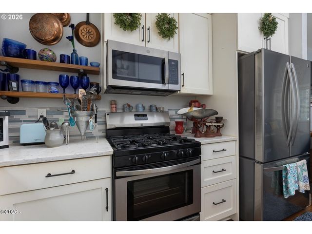 3087 Sw BEACH Ave, Lincoln City, OR 97367