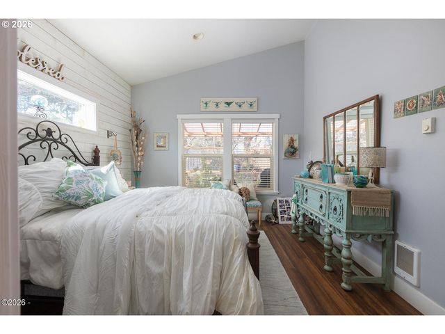 3087 Sw BEACH Ave, Lincoln City, OR 97367