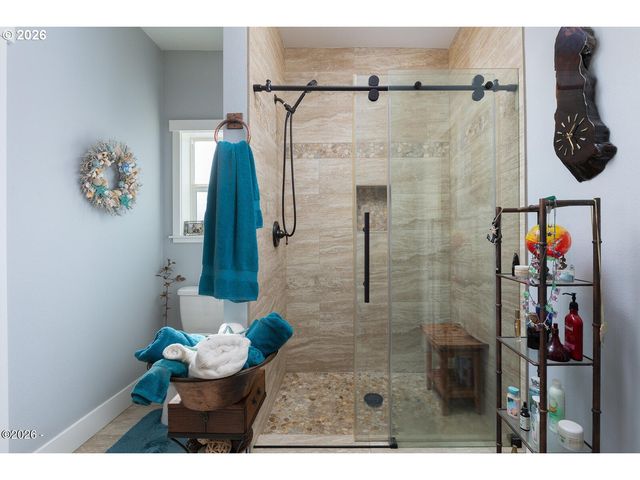 3087 Sw BEACH Ave, Lincoln City, OR 97367