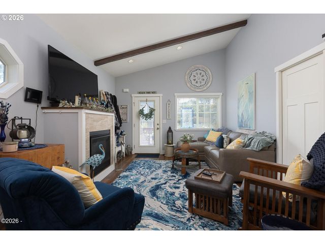 3087 Sw BEACH Ave, Lincoln City, OR 97367