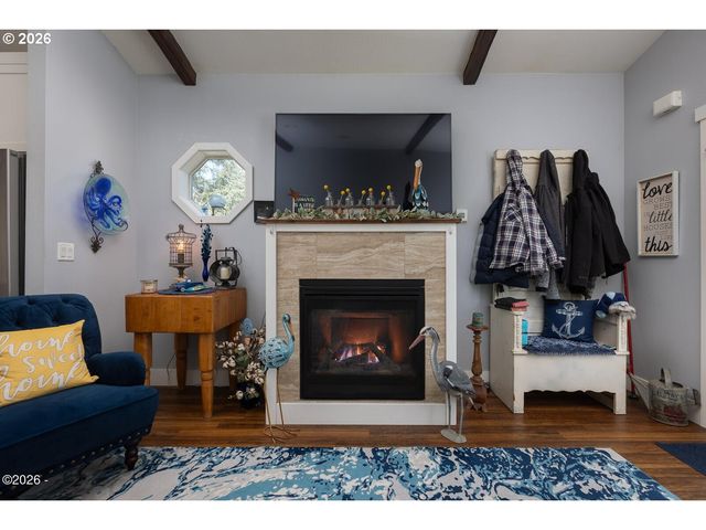 3087 Sw BEACH Ave, Lincoln City, OR 97367