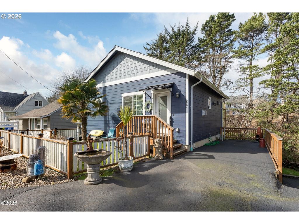 3087 Sw BEACH Ave, Lincoln City, OR 97367