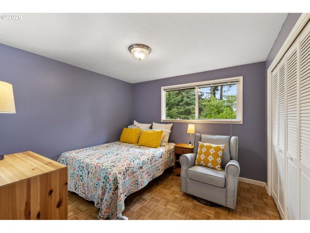 16691 S HOLCOMB Blvd, Oregon City, OR 97045
