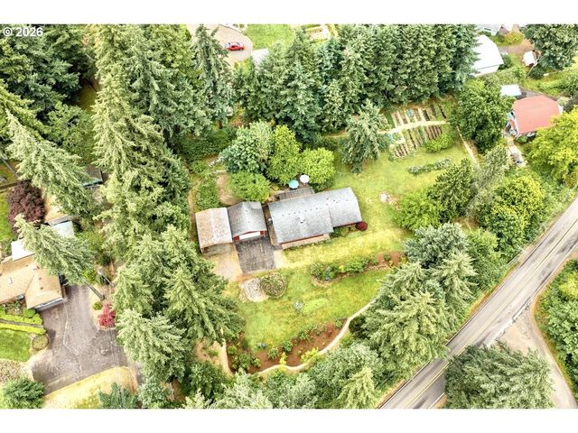 16691 S HOLCOMB Blvd, Oregon City, OR 97045