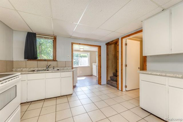 1712 7th Street, Port Huron, MI 48060