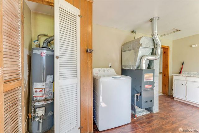 1712 7th Street, Port Huron, MI 48060